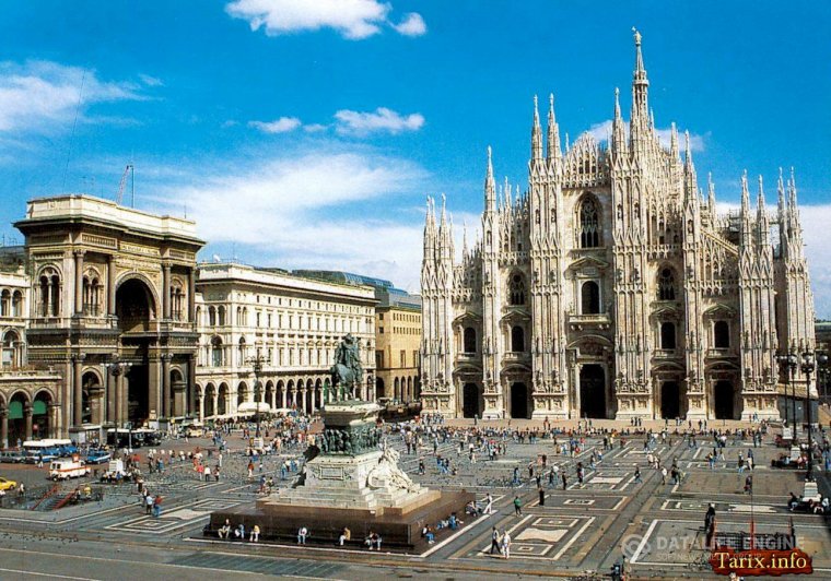 İtaliya tarixi binalarını satır