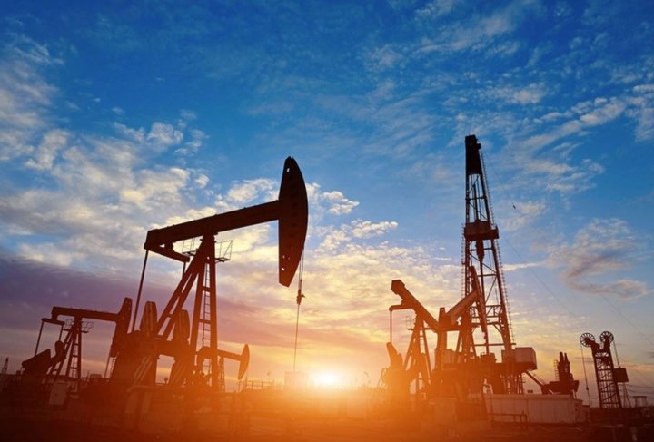 Azərbaycan neftinin qiyməti 64 dollara düşdü
