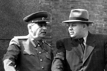 Stalinin “varisim” dediyi adam – Cavab qaytardığına görə Beriya Voznesenskini “xərcləyib”