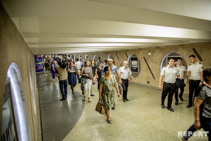 Bakı metrosunda gündəlik sərnişin axını 150 minədək azalıb