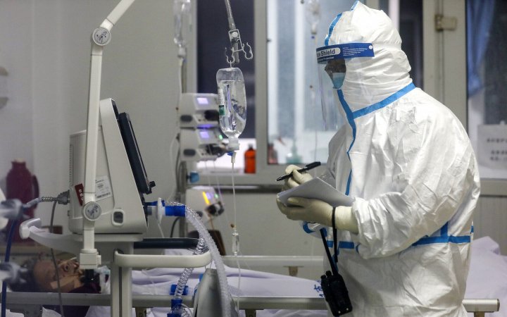 İranda 1 aylıq körpədə koronavirus aşkarlandı