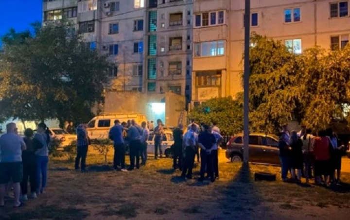 Azərbaycanlı qadın Rusiyada azyaşlı uşaqları ilə intihar etdi - FOTO