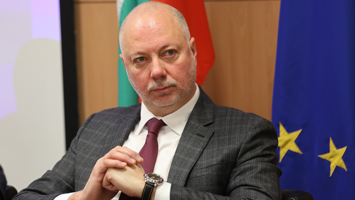 Bolqarıstan parlamenti spikeri istefaya göndərib
