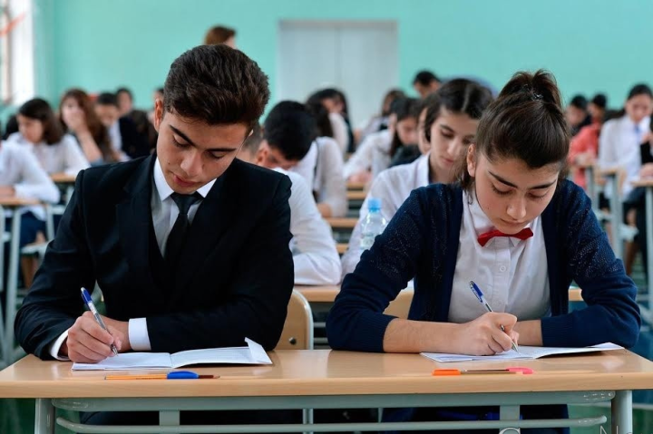Aprelin 20-də buraxılış imtahanında iştirak edəcək şagirdlərin diqqətinə