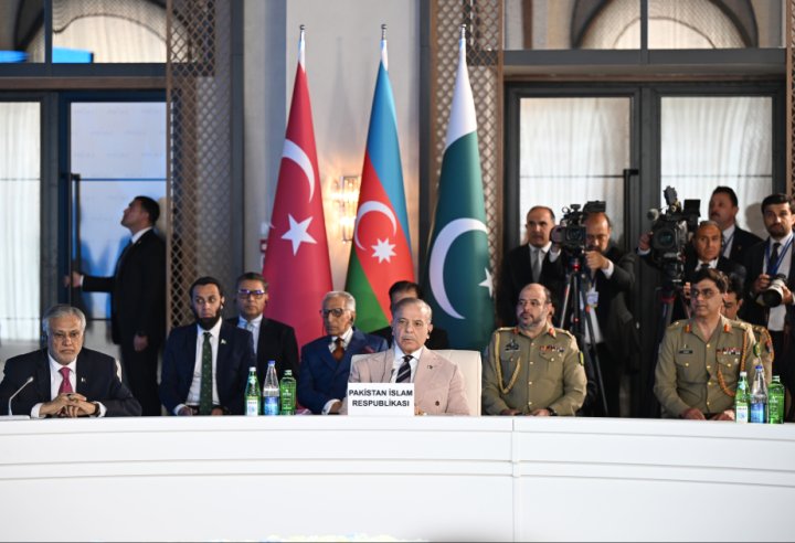 Baş nazir: Pakistanın bəxti gətirib ki, Türkiyə və Azərbaycan kimi səmimi qardaşları var