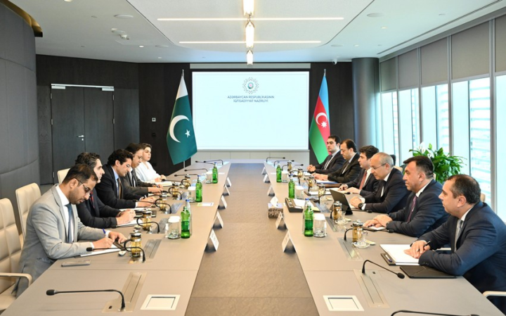 Azərbaycan və Pakistan iqtisadi əməkdaşlığı şaxələndirməyi müzakirə edib