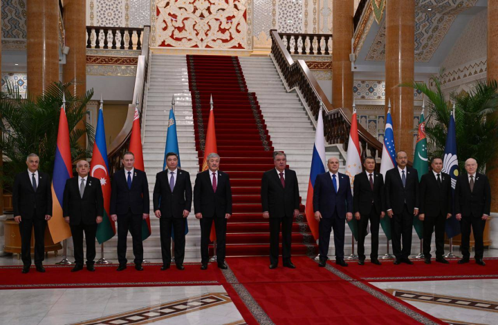 Baş nazir Taciksitandadır
