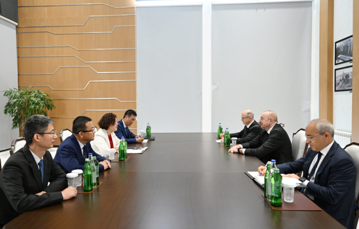 İlham Əliyev  Çinin “Dongfang Electric İnternational Corporation” Şirkətinin İdarə Heyətinin sədrini qəbul edib