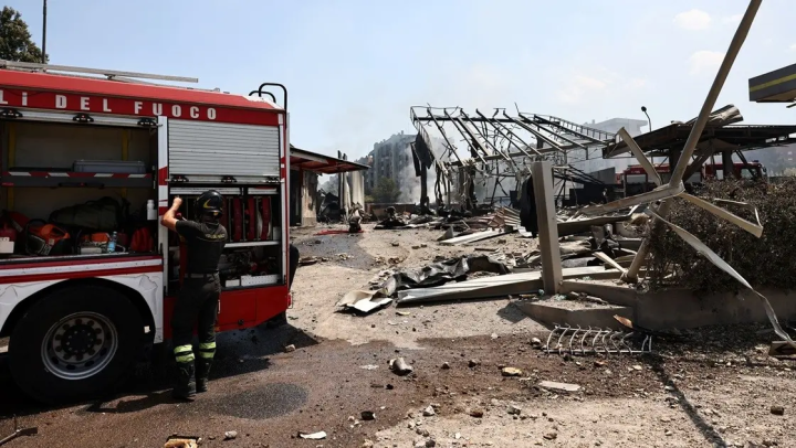 Romada yanacaqdoldurma məntəqəsində güclü partlayış baş verib