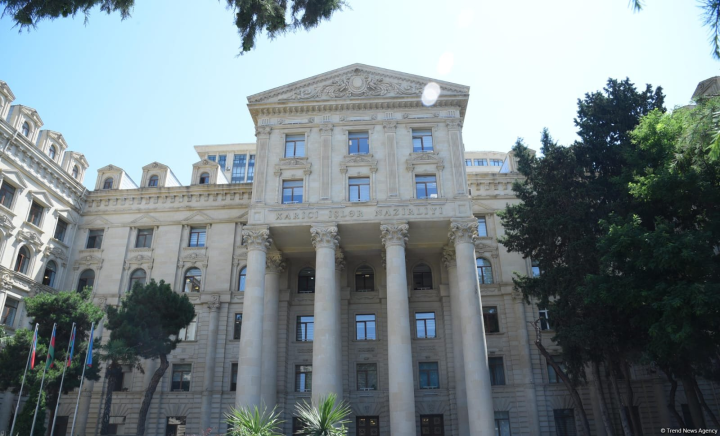 Səfirliklərə ayrılan vəsaitlərin istifadəsinə dair hesabatın verilməsi qaydaları ləğv edilib