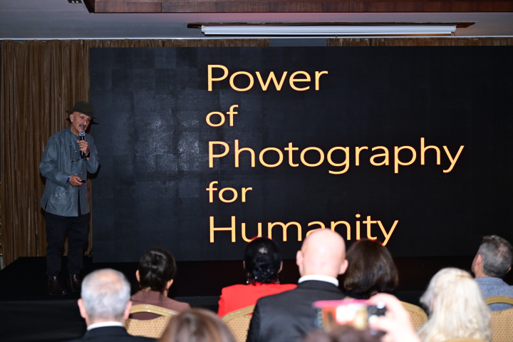 “Həqiqətin gözü” – Antalyada Reza Deqatinin yarıməsrlik sənət yolunun təqdimatı