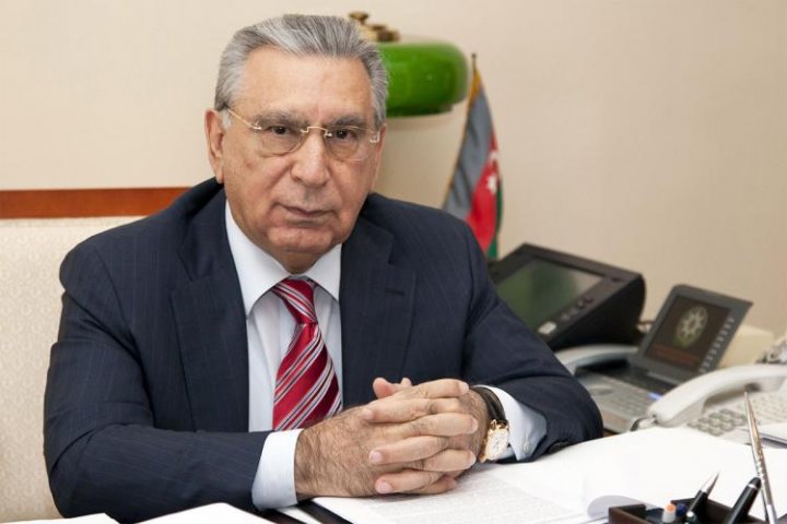 Prezident Ramiz Mehdiyevi “Heydər Əliyev” ordeni ilə təltif edib