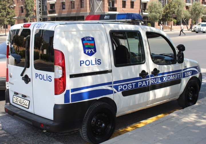 Azərbaycanda 4 polis yaralandı