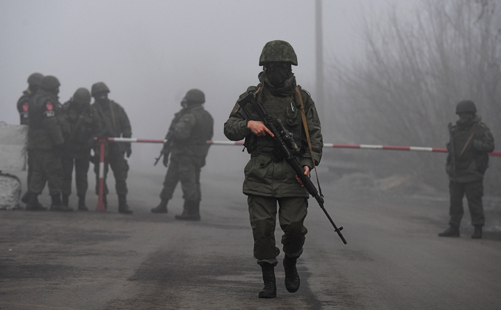 Kreml Donbasda hərbi əməliyyatların başlama ehtimalından danışdı