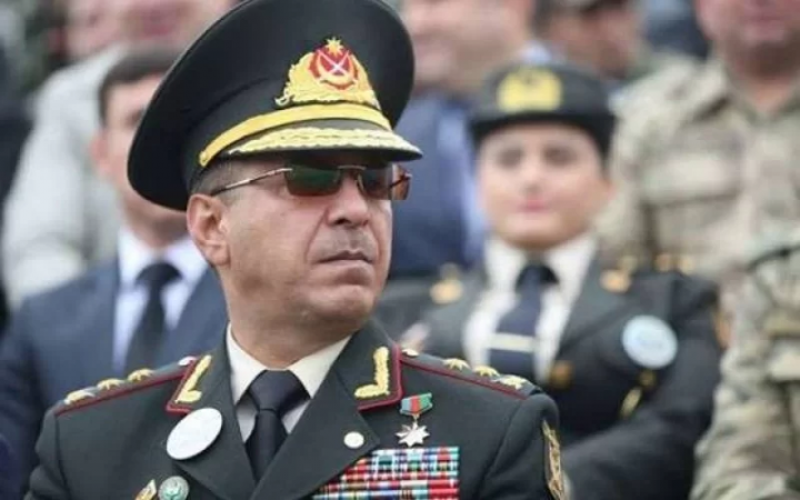 “Hazırda ordu ilə əlaqəm yoxdur” - General Rövşən Əkbərov