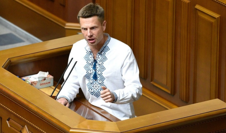 Ukraynalı deputat: “Bakı ilə İrəvan arasında sülh ərazi bütövlüyünə əsaslanmalıdır”