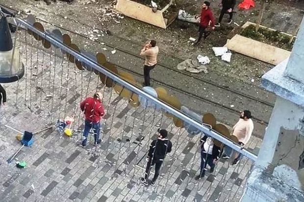 İstanbulda partlayış zamanı 6 nəfər ölüb, 53 nəfər yaralanıb - YENİLƏNİB + VİDEO