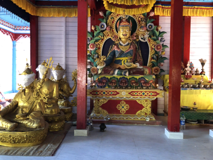 Şərqi Himalayda doğulan Lotus - Quru Padmasambhava və Tibet Buddizmi