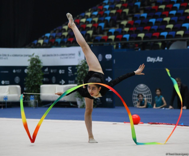 Bədii gimnastika üzrə 28-ci Azərbaycan çempionatına start verilib