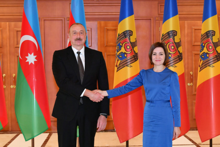 İlham Əliyev Moldova Prezidenti Maya Sandu ilə görüşüb