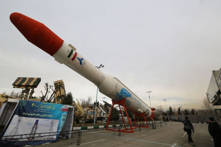 İran yeni atom elektrik stansiyası tikir