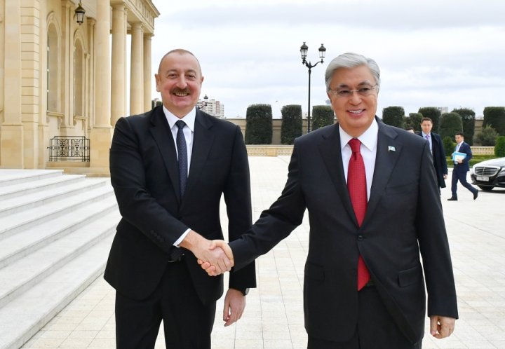 Azərbaycan Prezidenti İlham Əliyev Qazaxıstan Prezidenti  ilə görüşüb