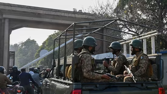 Pakistanın təhlükəsizlik qüvvələri üç terror hücumunun qarşısını alıb