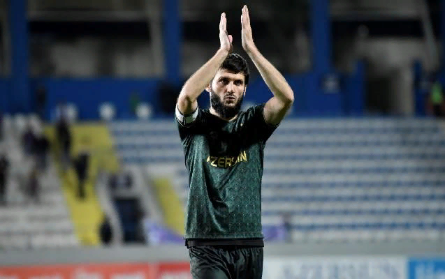 “Qarabağ”ın müdafiəçisi Premyer Liqada 250-ci oyununu keçirib
