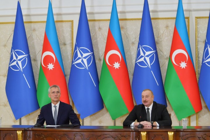 Prezident İlham Əliyev və NATO-nun Baş katibi Yens Stoltenberq mətbuata bəyanatla çıxış edib