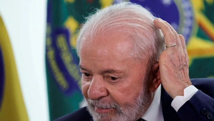 Braziliya prezidenti Lula beyin əməliyyatından sonra reanimasiya şöbəsindədir