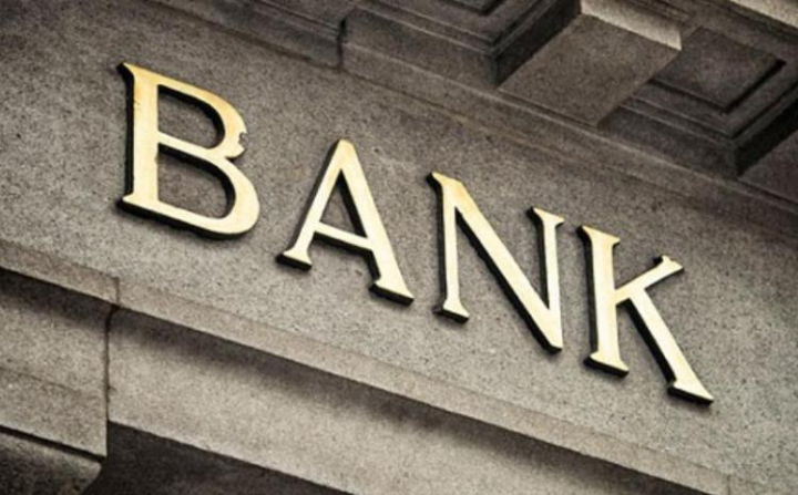 Bayram günlərində hansı banklar işləyəcək?