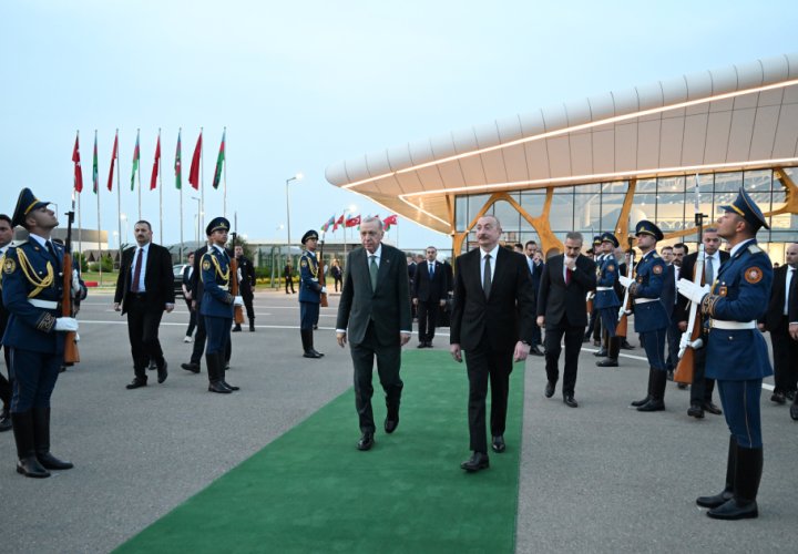 Rəcəb Tayyib Ərdoğanın Azərbaycana səfəri başa çatıb