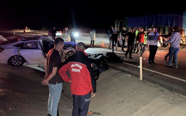 Türkiyədə Qurban bayramı günü 863 yol qəzası baş verib