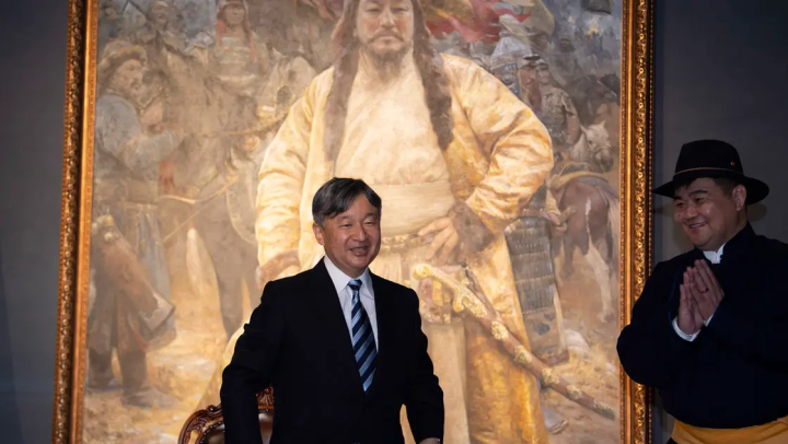 Yaponiya İmperatoru Naruhito Monqolustan prezidenti ilə görüşüb