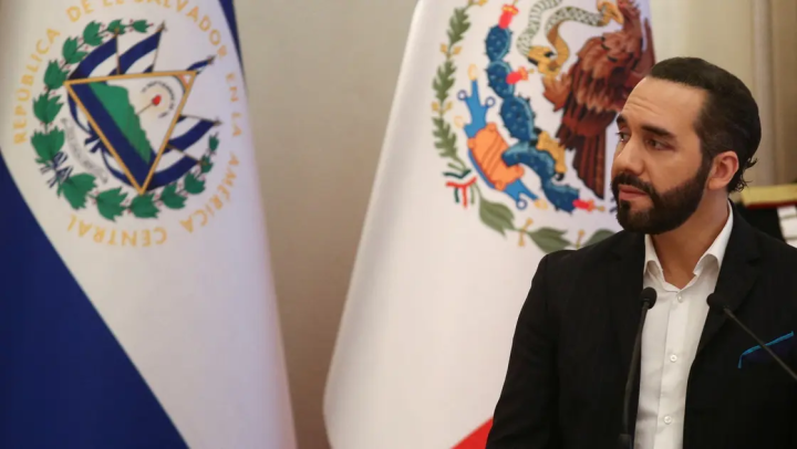 El Salvador kokain təyyarəsi ilə bağlı mübahisəyə görə Meksika səfirini geri çağırıb