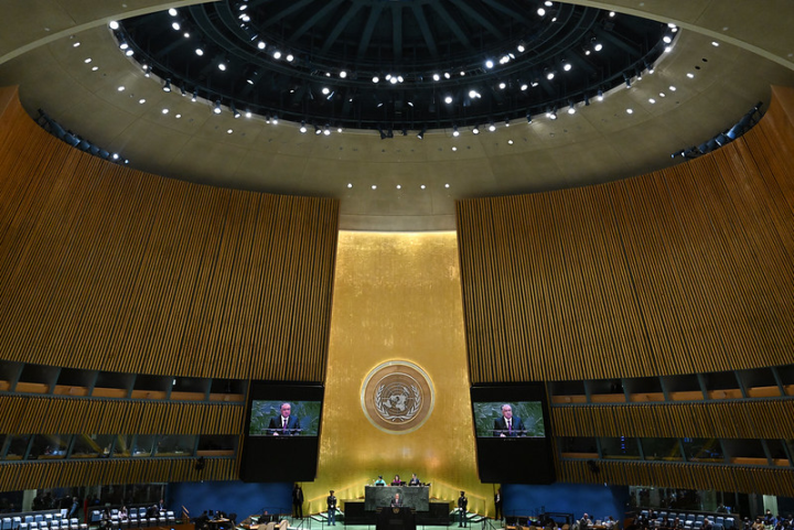 Emomali Rahmon: "Bir çox inkişaf etməkdə olan ölkələr hələ də iqtisadi və maliyyə böhranlarının və yoxsulluğun nəticələrindən əziyyət çəkir"