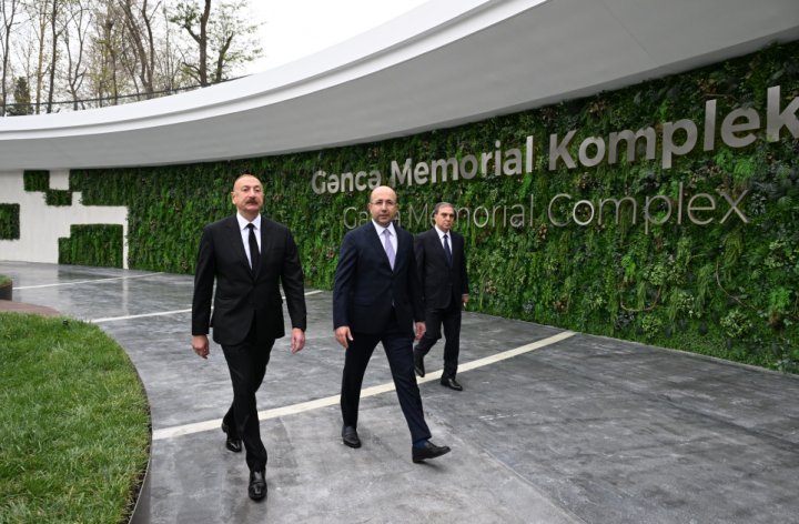 Prezident  Gəncə Memorial Kompleksinin açılışında iştirak edib