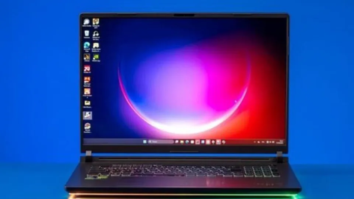 ASUS ən güclü noutbuklarından birini təqdim edir