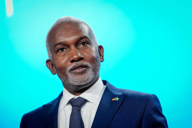 Trampa Tuqqardan Trampa: Dövlət tərəfindən dəstəklənən dini təqib konstitusiyaya görə mümkün deyil