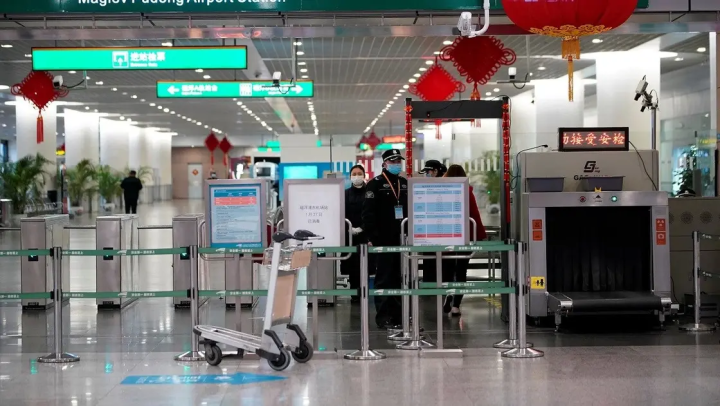 Hindistan Çinə hindli qadının özbaşına saxlanılması ilə bağlı sərt etiraz edib