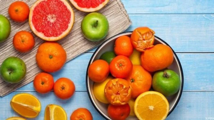 İmmuniteti və həzmi gücləndirən qış meyvələri