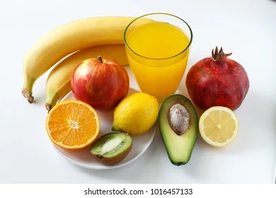 Qan təzyiqini aşağı saxlaya biləcək kaliumla zəngin meyvələr