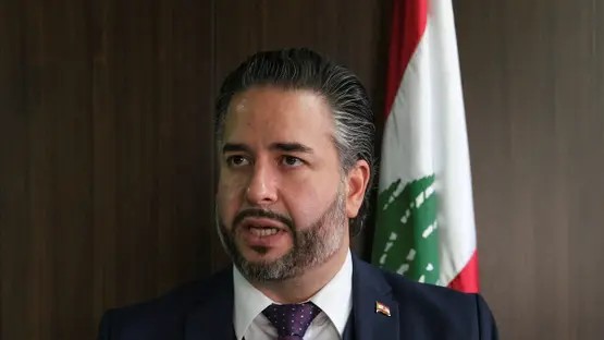 Livan məhkəməsi korrupsiyada ittiham olunan keçmiş naziri azadlığa buraxıb