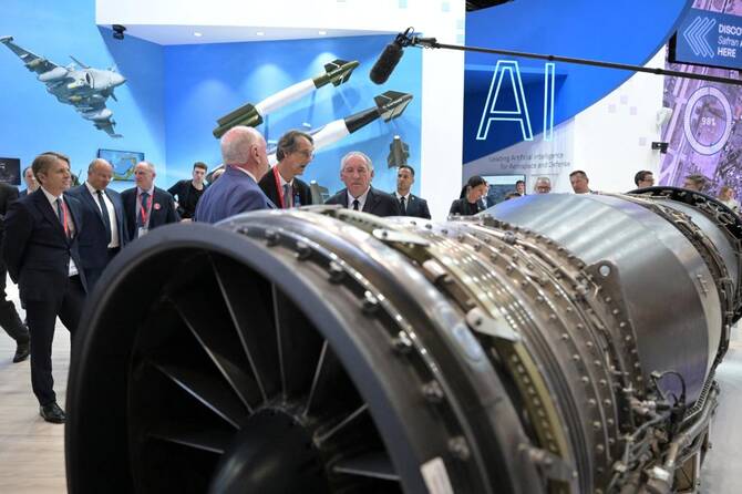 Fransa aerokosmik şirkətləri qlobal təchizat zəncirlərinin silahlandırılmasından narahatdır