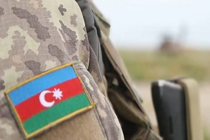 Zabitlərin dinc dövrdəki həqiqi hərbi xidmət müddəti 6 ay azaldılıb