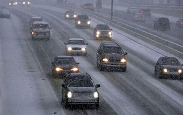 Gözlənilən hava şəraiti ilə bağlı AYDA-dan sürücülərə xəbərdarlıq