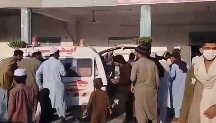 Bannuda silahlı hücumda dörd sülh komitəsi üzvü öldürülüb