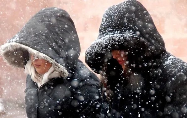 Sabah Bakıda sulu qar və qar yağacaq