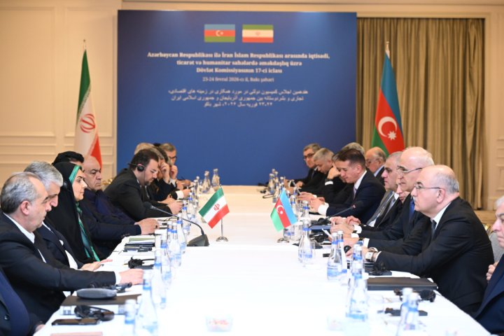 Bakıda Rəşt-Astara dəmir yolu xəttinin tikintisi geniş müzakirə olunub