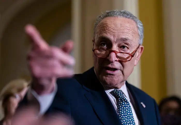 Çak Şumer: "Yaxın Şərqdəki xaosun müqəssiri Trampdır"